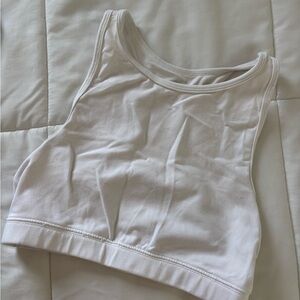 TNA ARITZIA CUTOUT BACK SPORTS BRA